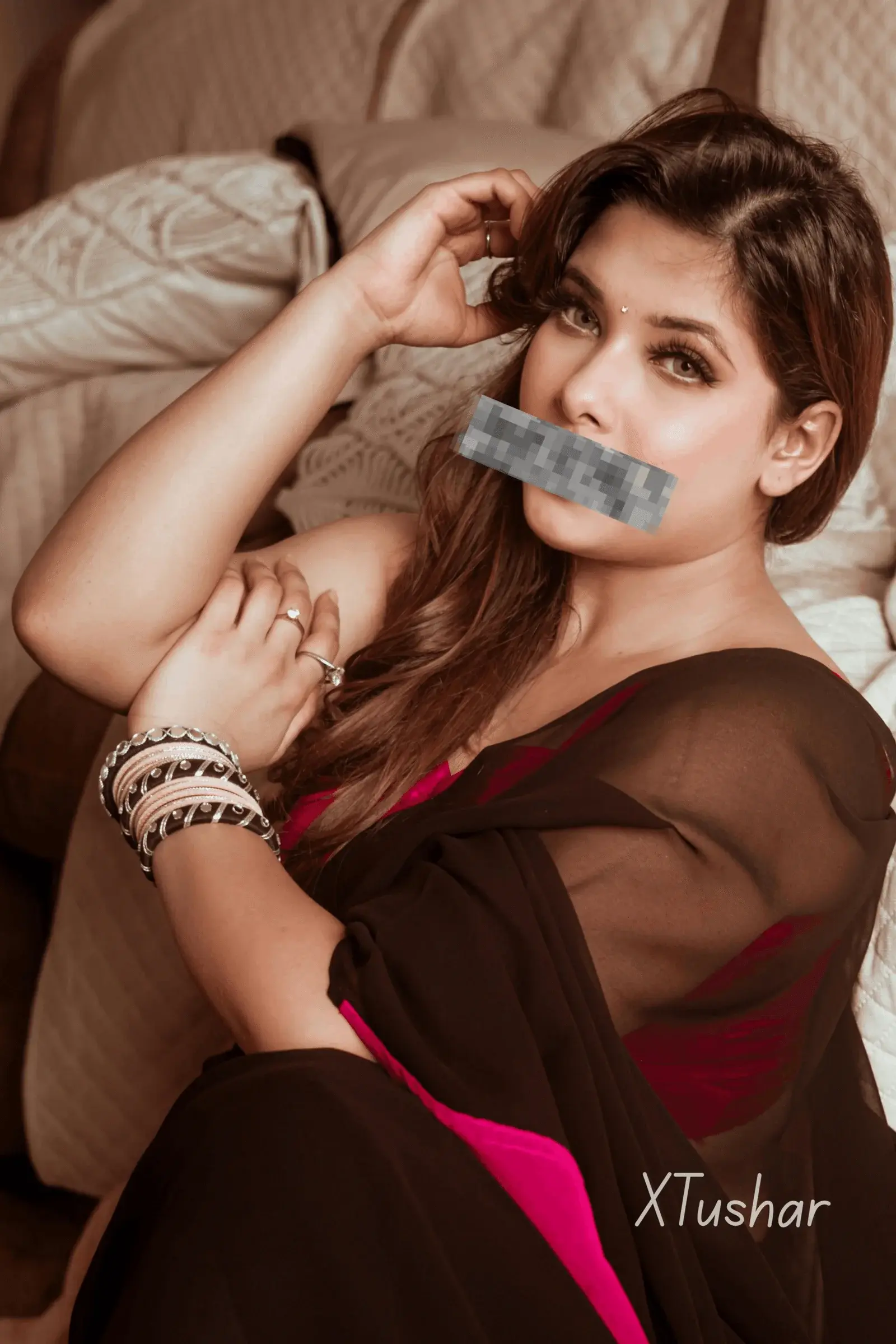Hot Housewife Escort Girl in Bangladesh